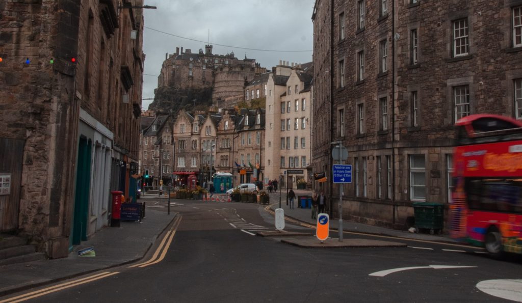 Edinburgh bus tours