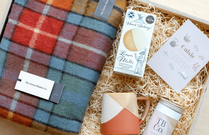 Tartan Blanket Co Ready-Made Share Warmth Gift Box